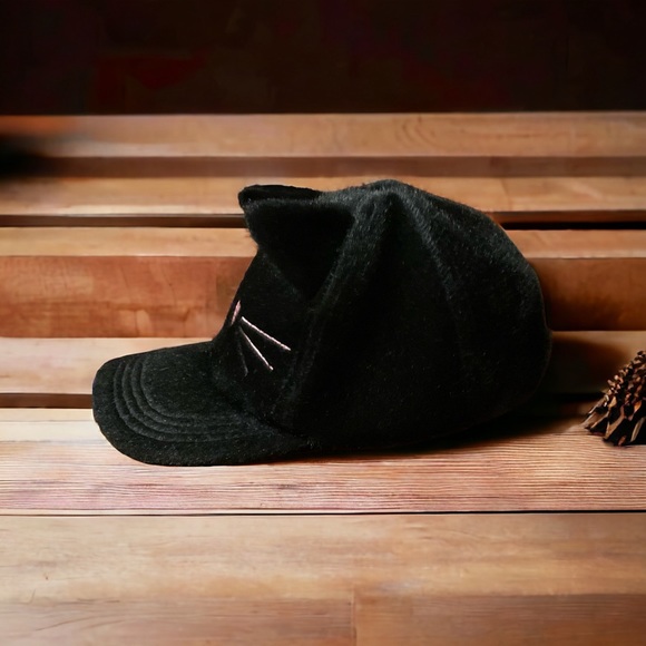 Adorable Kitty With Pink Heart&Whiskers & Black Furry Cat Ears Adjustable Cap! - Picture 3 of 10